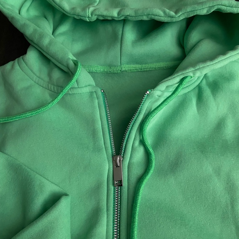 Solid Round Neck Long Sleeved Hooded Zipper Cardigan Sweater - Picture 3 of 6